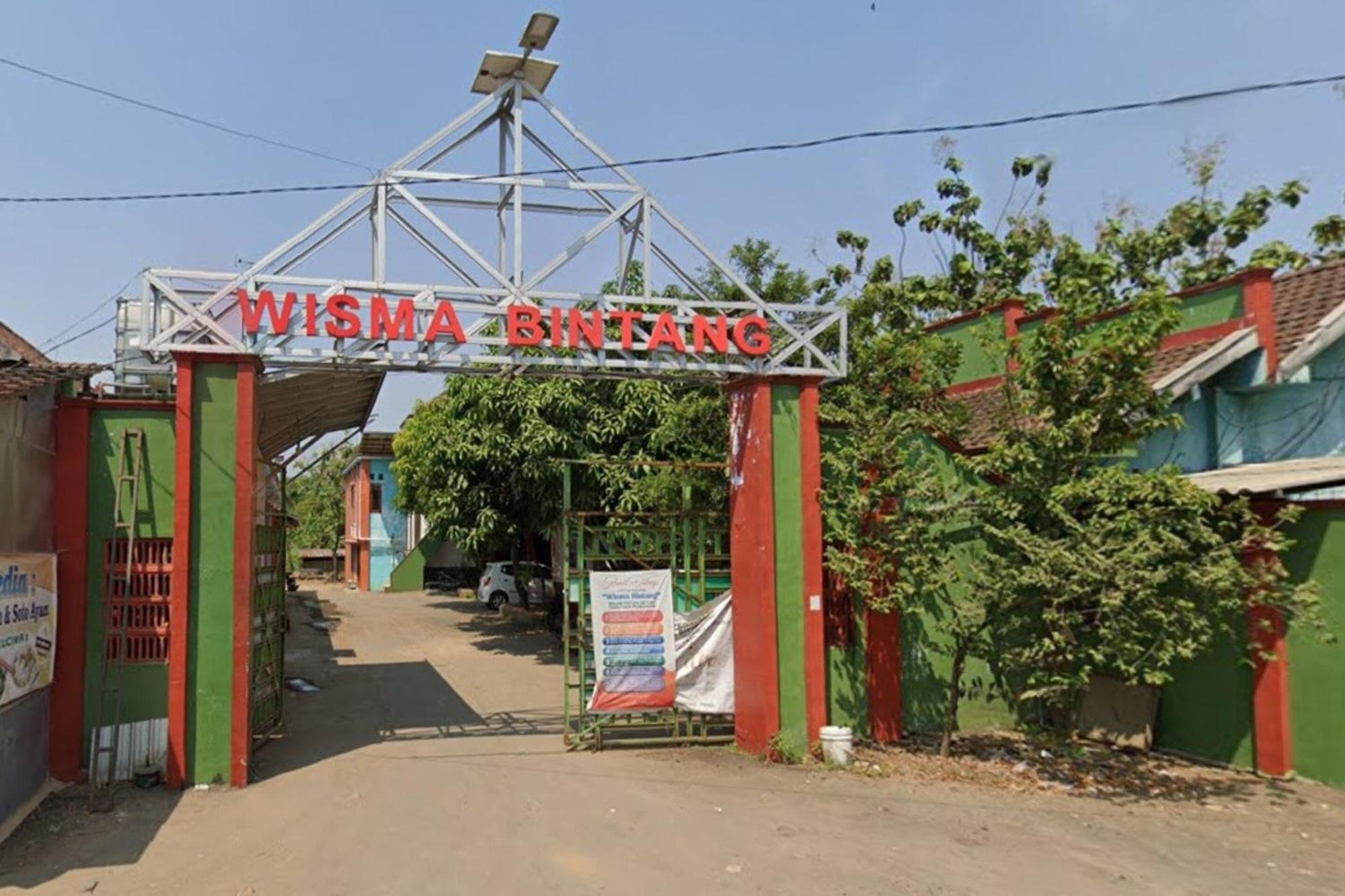 Spot On 93410 Wisma Bintang Jepara Esterno foto